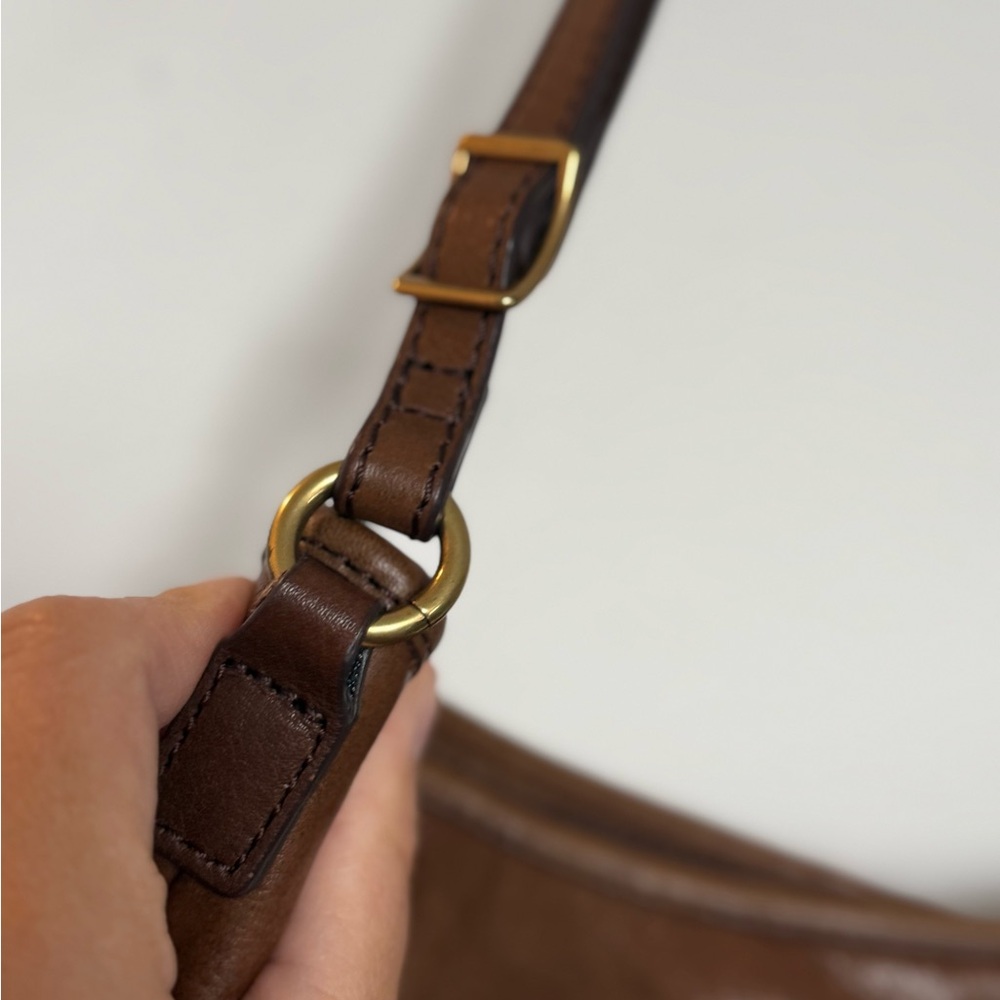 Margot Crossbody Leather Bag - Picture 6 of 12